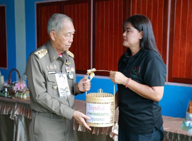 ร่วมให้การต้อนรับ พลอากาศเอก ชลิต พุกผาสุข องคมนตรี ... พารามิเตอร์รูปภาพ 12